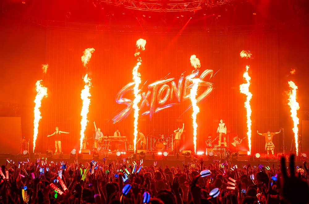 SixTONES